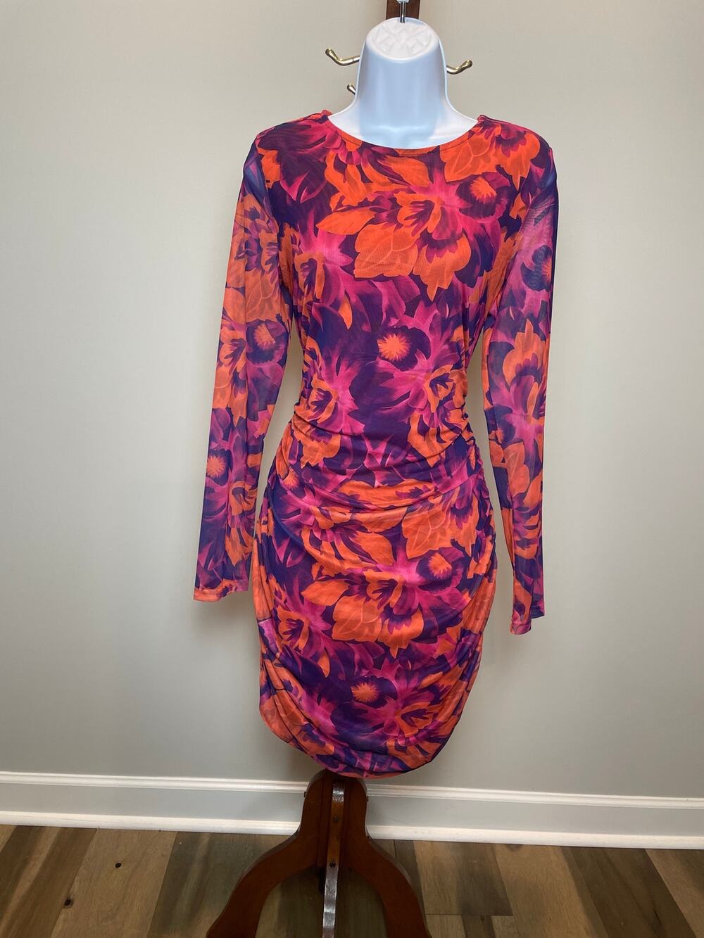 Pretty Garden Bodycon Dress Size L Purple Orange Floral Ruched New With Tag